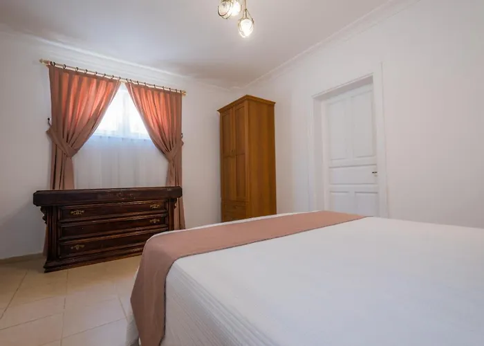 ヴィラ Infinity Flora *